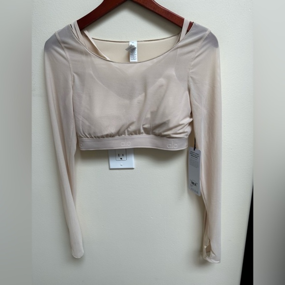 Alo Yoga Airlift Sleeve Ballet Dream Bra